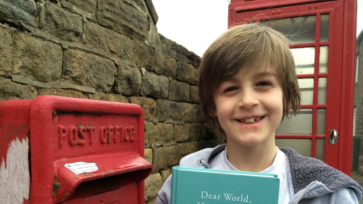 Αυτός είναι ο 8χρονος που στέλνει γράμματα σε κάθε γωνιά του πλανήτη!